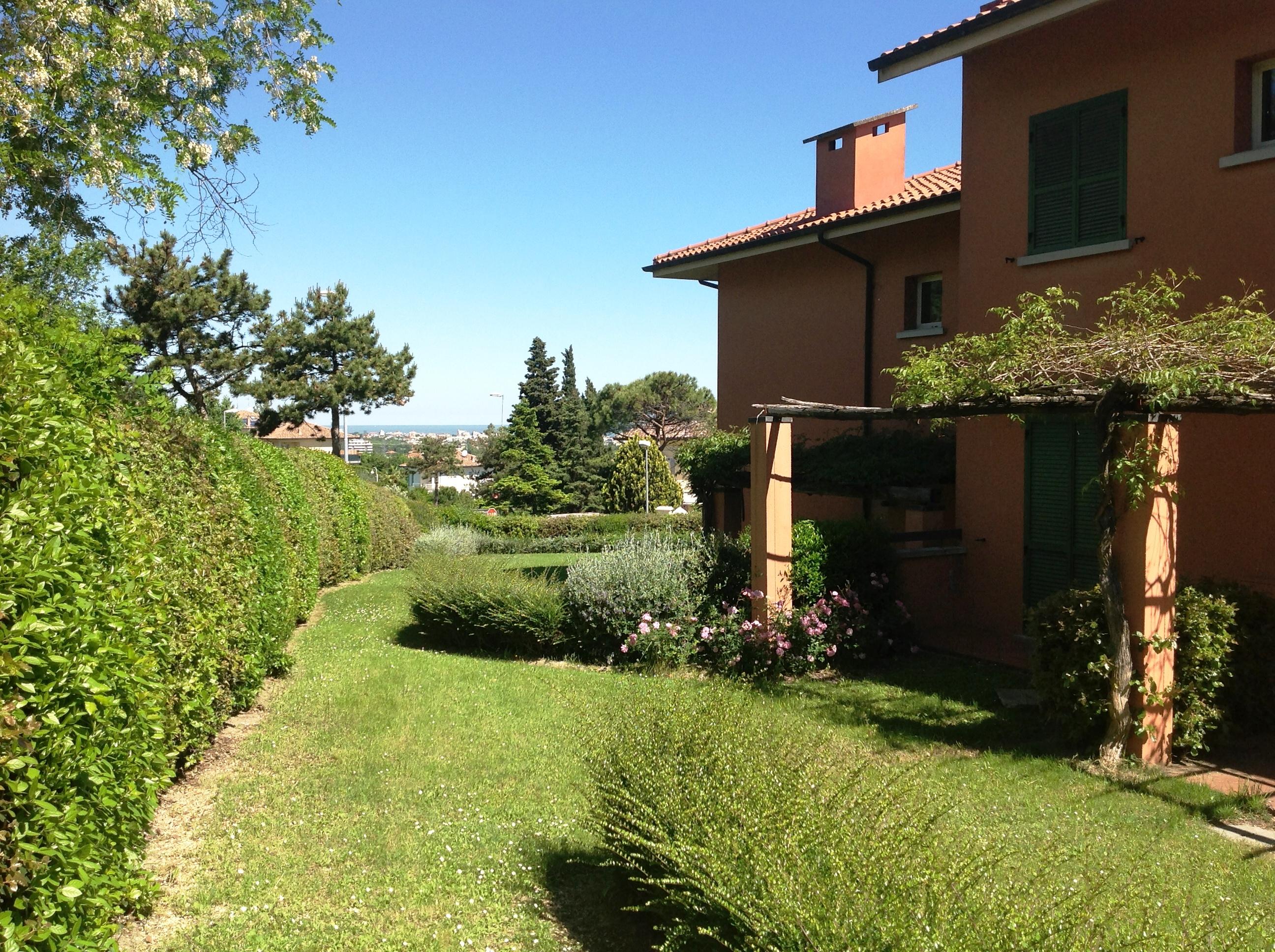 Residenze Al Colle Dei Pini Aparthotel Riccione Bagian luar foto