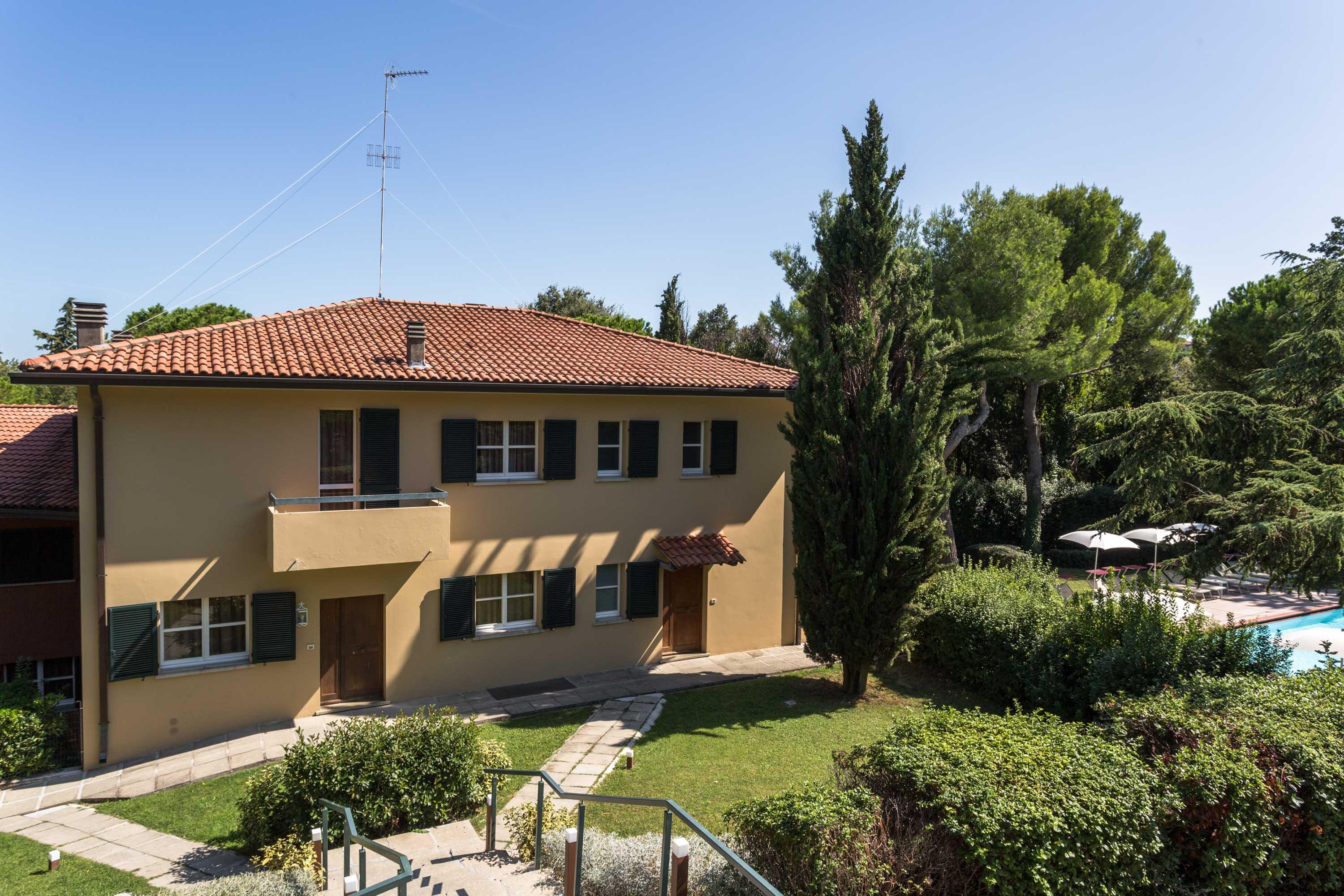 Residenze Al Colle Dei Pini Aparthotel Riccione Bagian luar foto