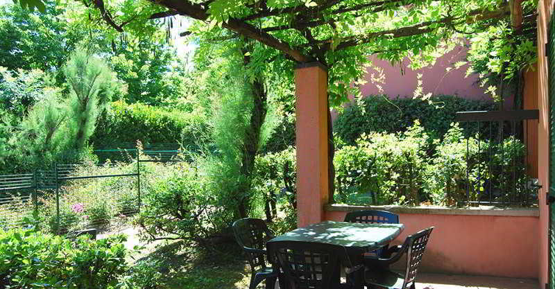 Residenze Al Colle Dei Pini Aparthotel Riccione Bagian luar foto